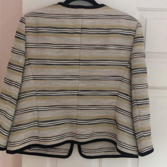 Kaspar patterned jacket - Picture 2 of 5